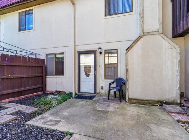 8553 La Corrida, Indianapolis, IN 46227