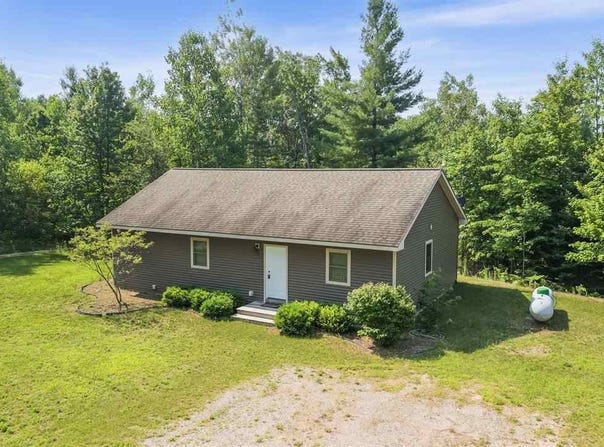 5436 E GILL RD, CARP LAKE, MI 49718