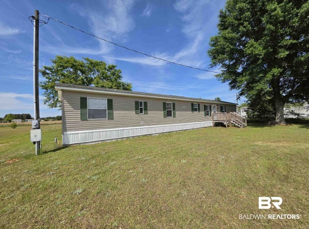 33163 Gilley Road, Lillian, AL 36549