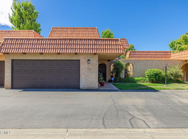 236 Shirley Lane, Palmdale, CA 93551