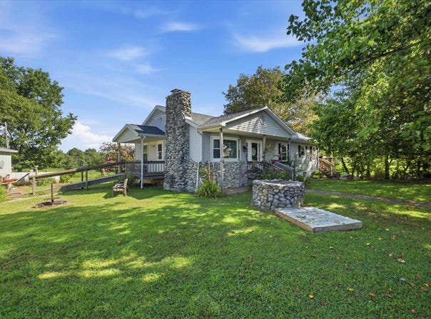 4084 Bradley Rd, Robards, KY 42452