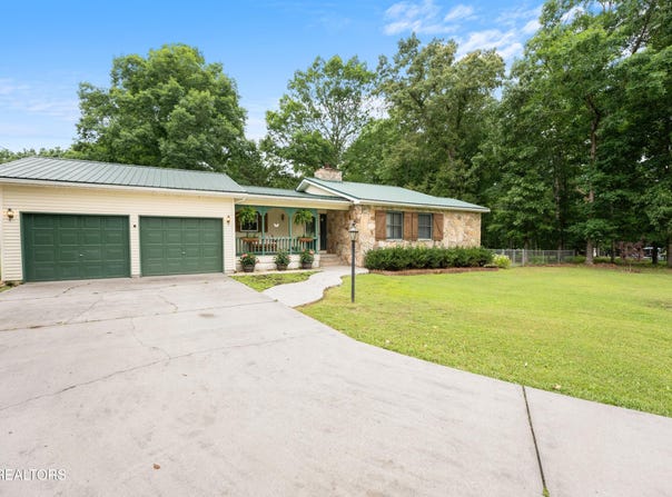 241 Cardinal Loop, Crossville, TN 38555