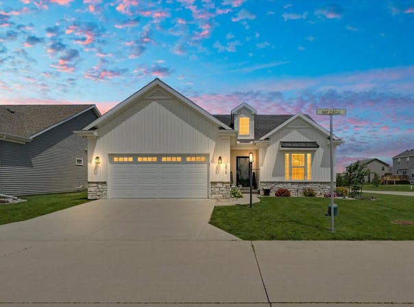 3916 Bay Circle, Champaign, IL 61822