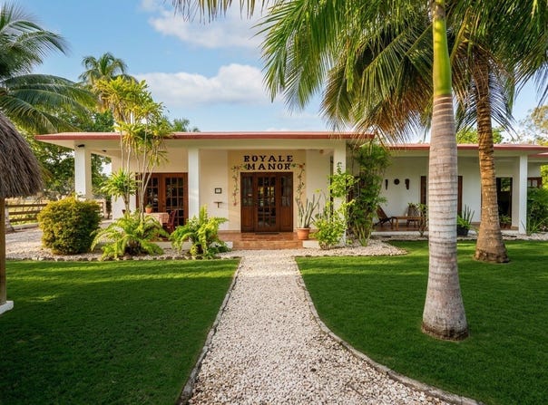 Bayshore Dr, Corozal,