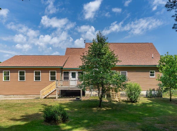 9 Hounds Way, Bath, ME 04530