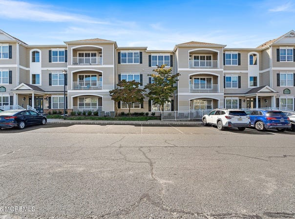 635 Sloan Court, Matawan, NJ 07747