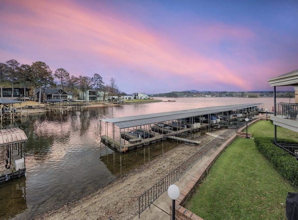 1201 Lakeshore Dr #52, Hot Springs, AR 71913
