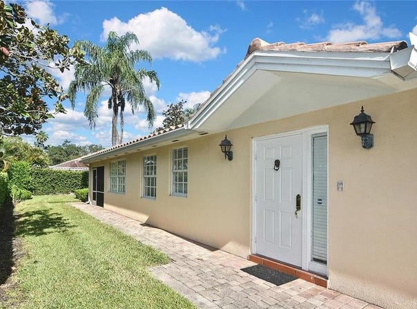 5601 Eleuthera Way, NAPLES, FL 34119