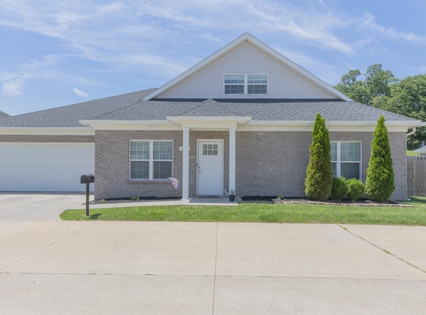 2630 Pecan Trace, Evansville, IN 47715