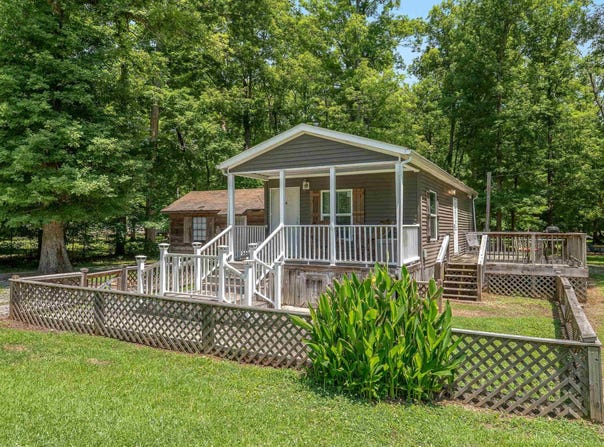 5710 EASTERN VALLEY ROAD, MCCALLA, AL 35111