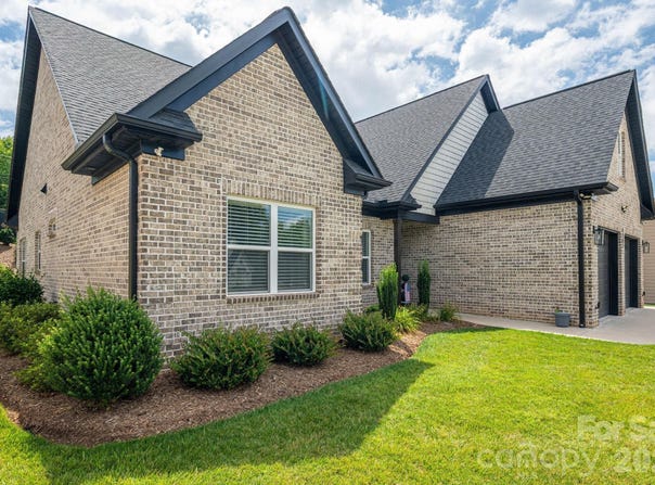 4282 Holly Circle NE, Conover, NC 28613