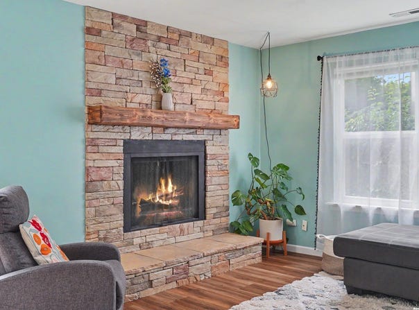 118 Glenview Drive, Lawrence, KS 66049