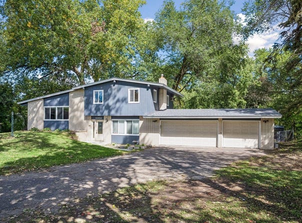 5952 Independence Avenue N, New Hope, MN 55428