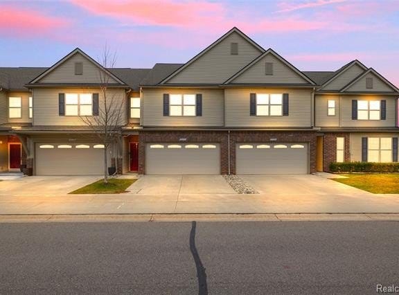 23116 Clarewood Street, Macomb Twp, MI 48042