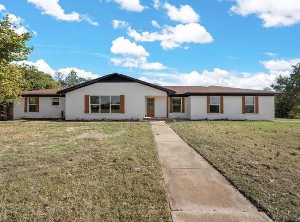 316 Benson Road, Robinson, TX 76706