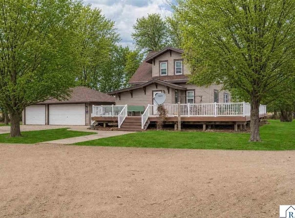 73681 290th Street, St. James, MN 56081