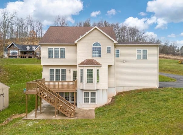 65 Hillside Drive, Mansfield, PA 16933
