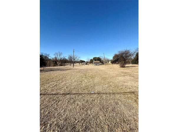 221 Williams St, Marlin, TX 76661