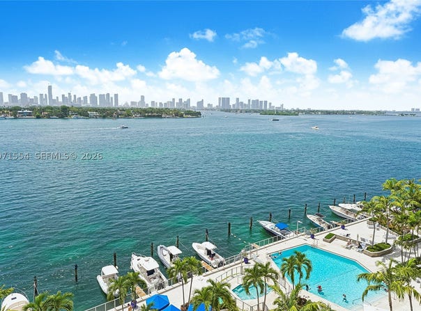 800 West Ave, Miami Beach, FL 33139