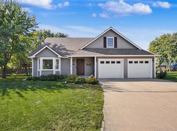 Iris Court, Lawrence, KS 66047