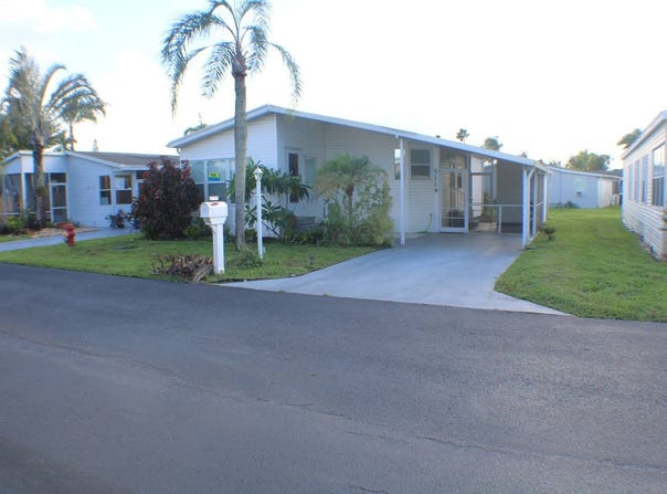 6175 Seashore Drive, Lantana, FL 33462