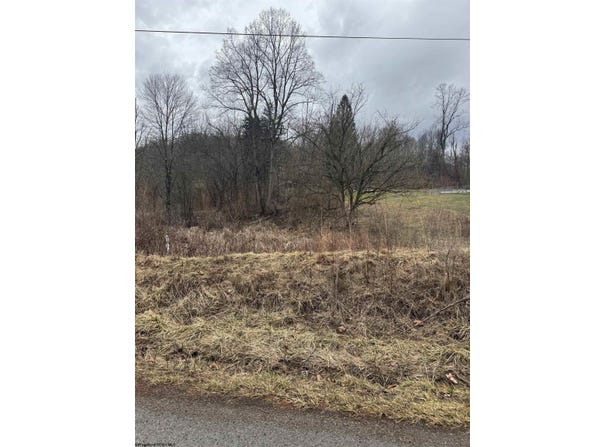 Sunshine Road, Rachel, WV 26587
