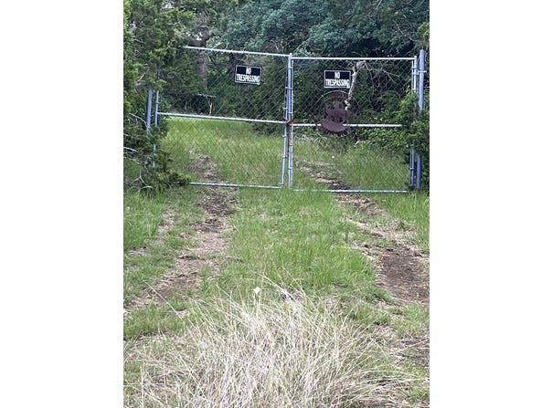 178 N Ringtail Rd, Camp Wood, TX 78833