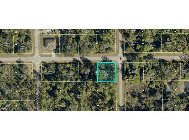 4006 E 21st Street, Alva, FL 33920