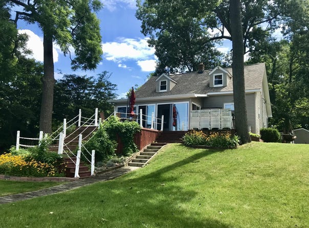 16218 East Lake Drive, White Pigeon, MI 49099