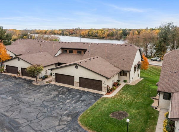 660 Riverview Drive, Monticello, MN 55362