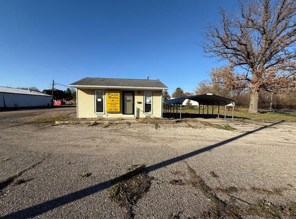15566 U.S. 12, Union, MI 49130