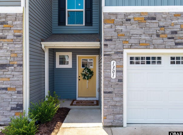 1301 Raven Way, Elizabeth City, NC 27909