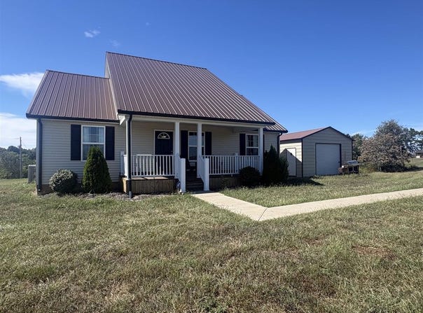 593 Hollis Thomas Road, Glasgow, KY 42141