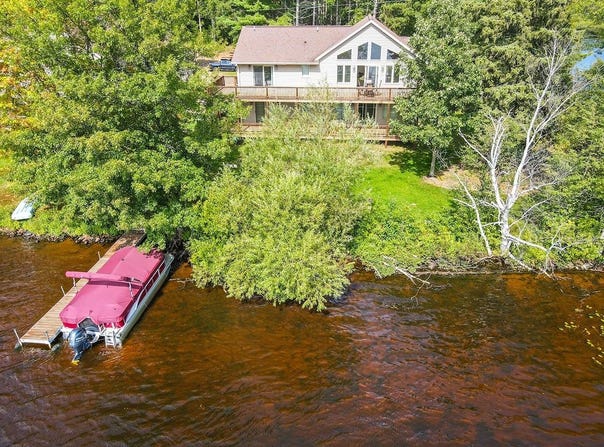 101 HICKEY AVE E, Tomahawk, WI 54487