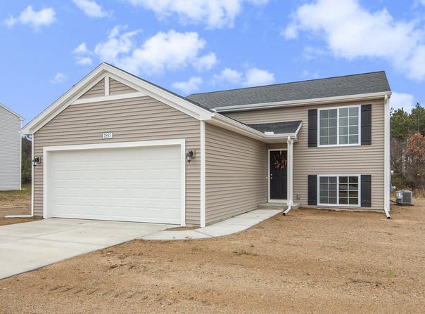 6157 Pollys Path, Berrien Springs, MI 49103