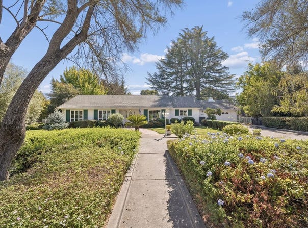 18 Country Club Drive, Fairfield, CA 94534