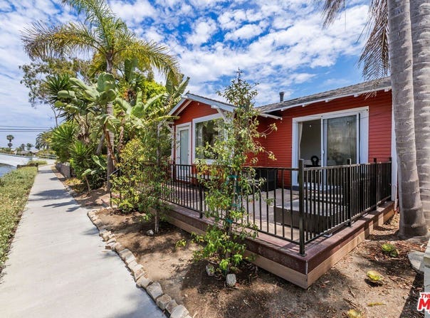 232 Howland Canal, Venice, CA 90291