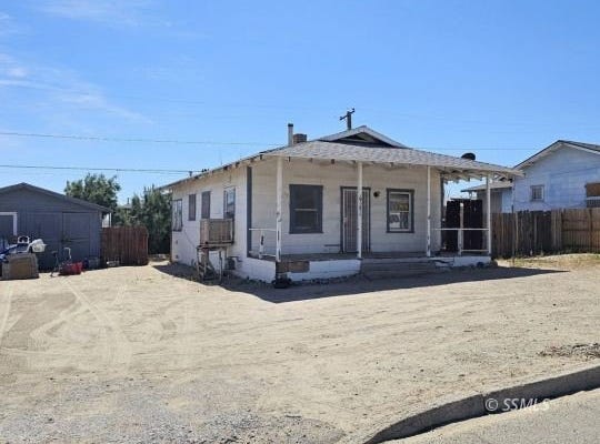 13341 Yucca St, Trona, CA 93562