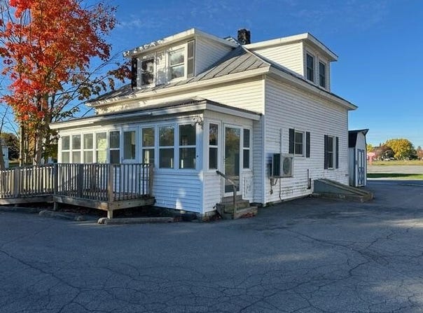 42 Champlain Street, Rouses Point, NY 12979