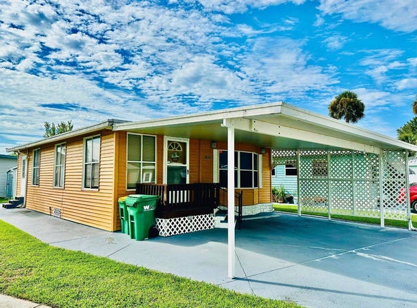 1178 Marlin Lane, Eustia, FL 32726