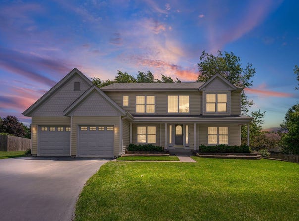 129 Knobb Hill Lane, Gurnee, IL 60031