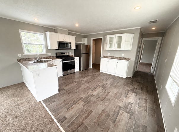 46000 Geddes Road, Canton, MI 48188