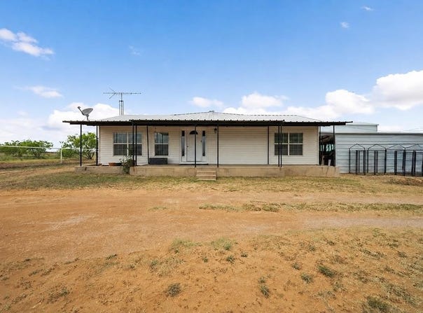 12401 E I-20, Coahoma, TX 79511