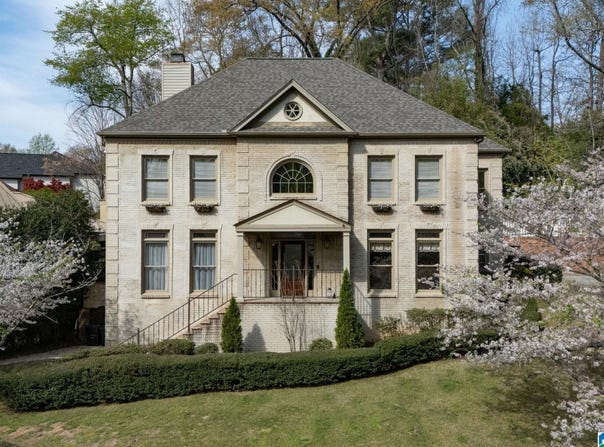 2228 STERLINGWOOD DRIVE, MOUNTAIN BROOK, AL 35243