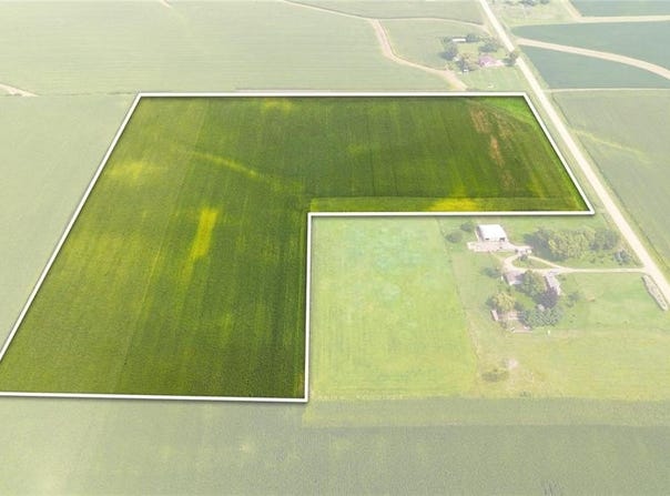 2938 Quaker Ln, Springville, IA 52336