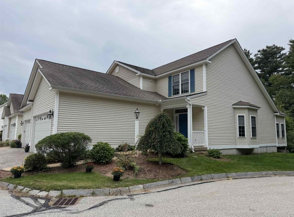 34 Mammoth Road, Hooksett, NH 03106