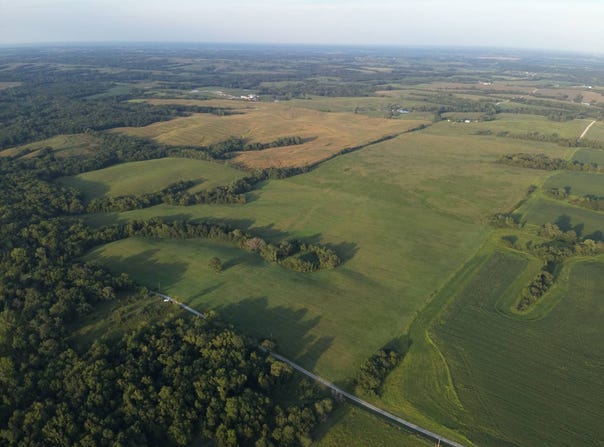 Hwy Y, Ridgeway, MO 64481