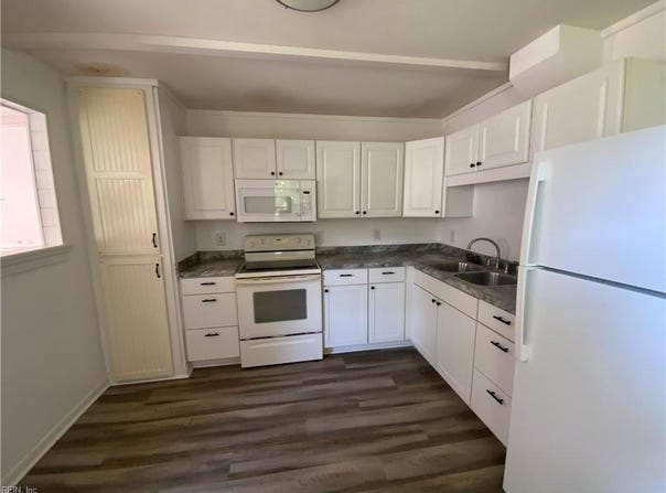 35 Phelps Circle, Hampton, VA 23663