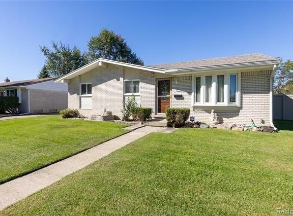 15416 Anthony Street, Romulus, MI 48174