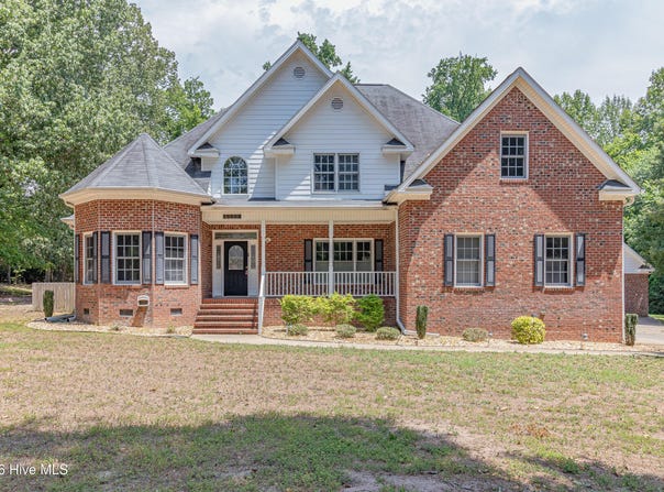 6269 Windchase Drive, Rocky Mount, NC 27803
